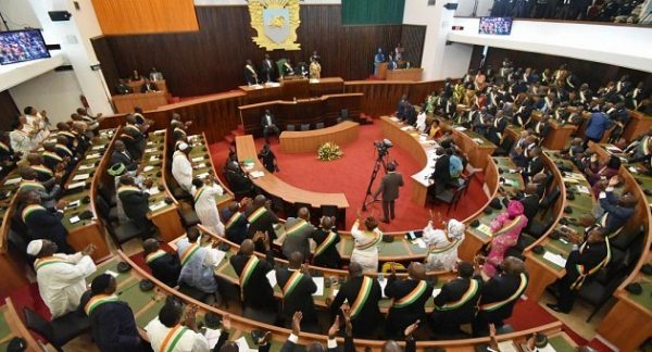 Article : &Eacute;burn&eacute;en cherche repr&eacute;sentant au Parlement