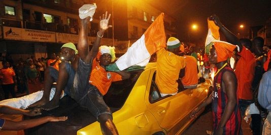 suporters ivoiriens apr&egrave;s la victoire de la C&ocirc;te d'Ivoire &agrave; la CAN 2015